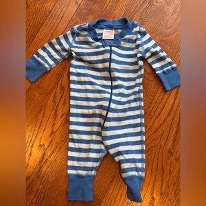 Hanna Andersson Blue and White Striped Pajamas with zipper size 0-6m